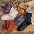 thumbnail image 4 of MesaSe Femmes Crew Chaussettes Vintage 6 Paires Rétro Chaussettes Brodées Chaussettes Robe pour les Filles, 4 of 10