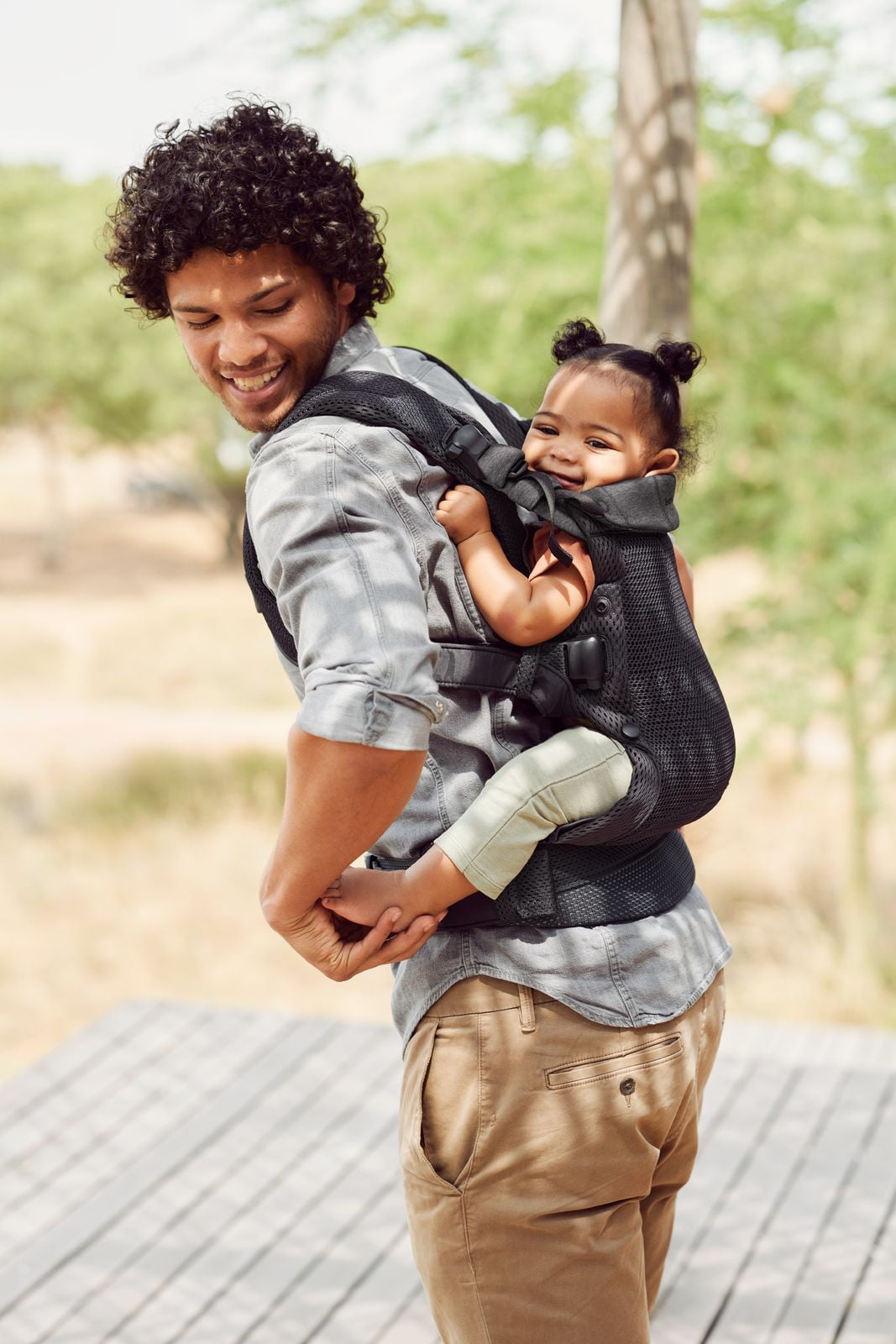 BabyBjorn Ergonomic Baby Carrier Harmony, Soft 3D Mesh, Easy Wear