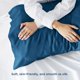 thumbnail image 4 of Juego de fundas de almohada Bedsure, tamaño king, rayón, bambú, azul turquesa, 4 of 7