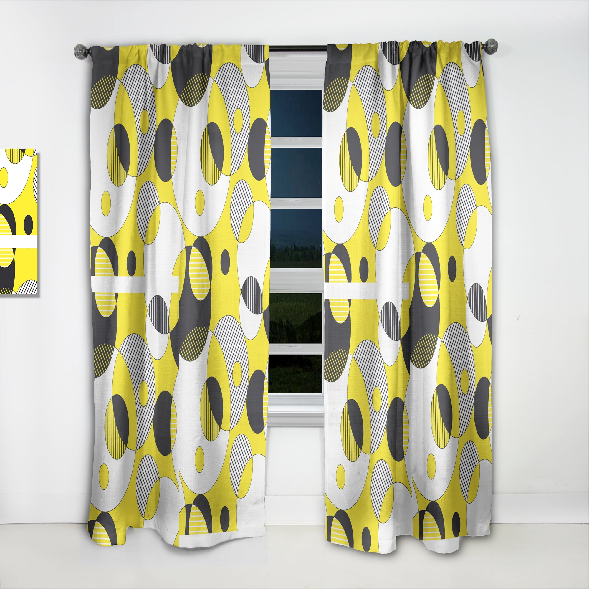 Designart 'Circular Abstract Retro Pattern Geometric I' Mid-Century Modern Curtain Panel