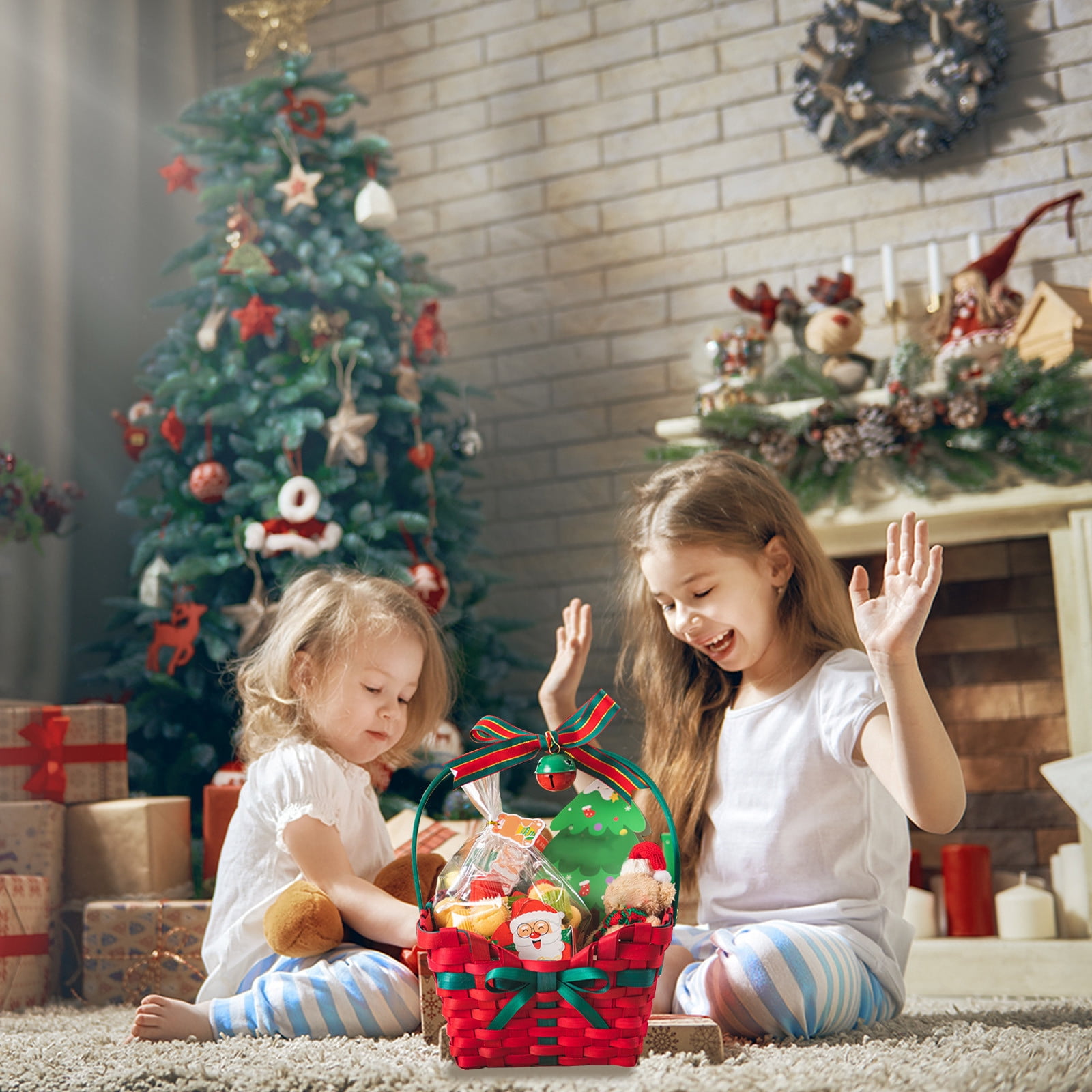 Christmas Basketeers Chocolate Gift Basket Snack Gifts Basket, Exquisite Hand-Woven Basket with Bow Ribbon and Bells, for Home Christmas Decorations Gift