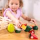 thumbnail image 3 of Set de comida de madera Melissa & Doug para cortar alimentos 8 piezas, 3 of 9