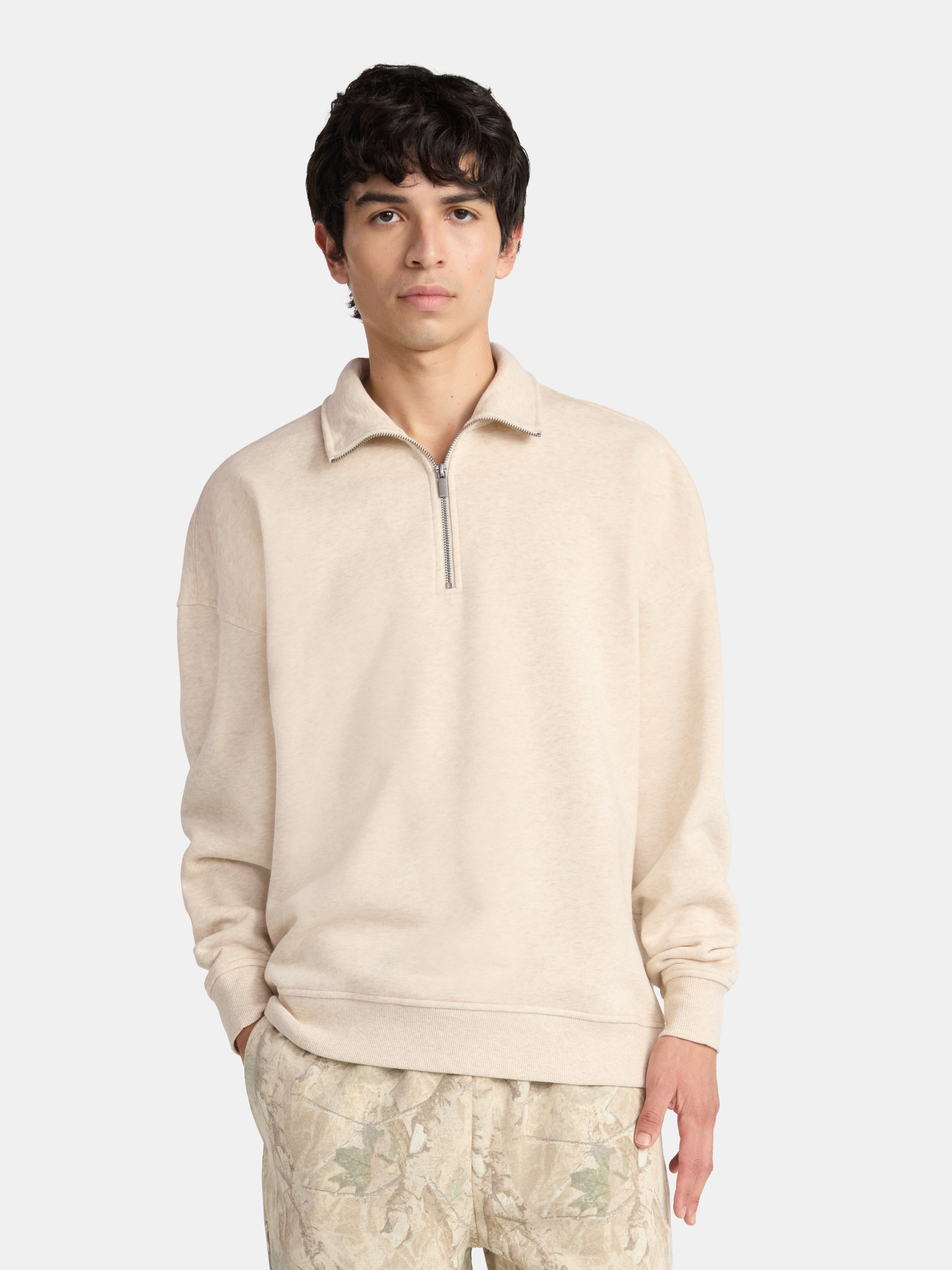 No Boundaries Oversized Quarter Zip Pullover with Long Sleeves, Men's & Big Men's