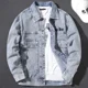 thumbnail image 4 of Abrigos de mezclilla para hombre Chaqueta vaquera para hombre Chaqueta vaquera azul para motocicleta con botón bordado Biker Light Talla L Ropa de abrigo de invierno para hombre Rock 2024, 4 of 5
