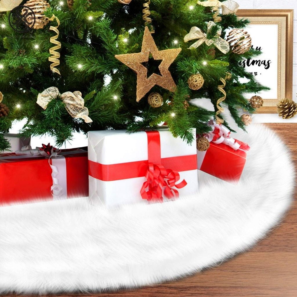 Red Velvet Christmas Tree Skirt 48 inch Holiday Time Christmas New with Tag 