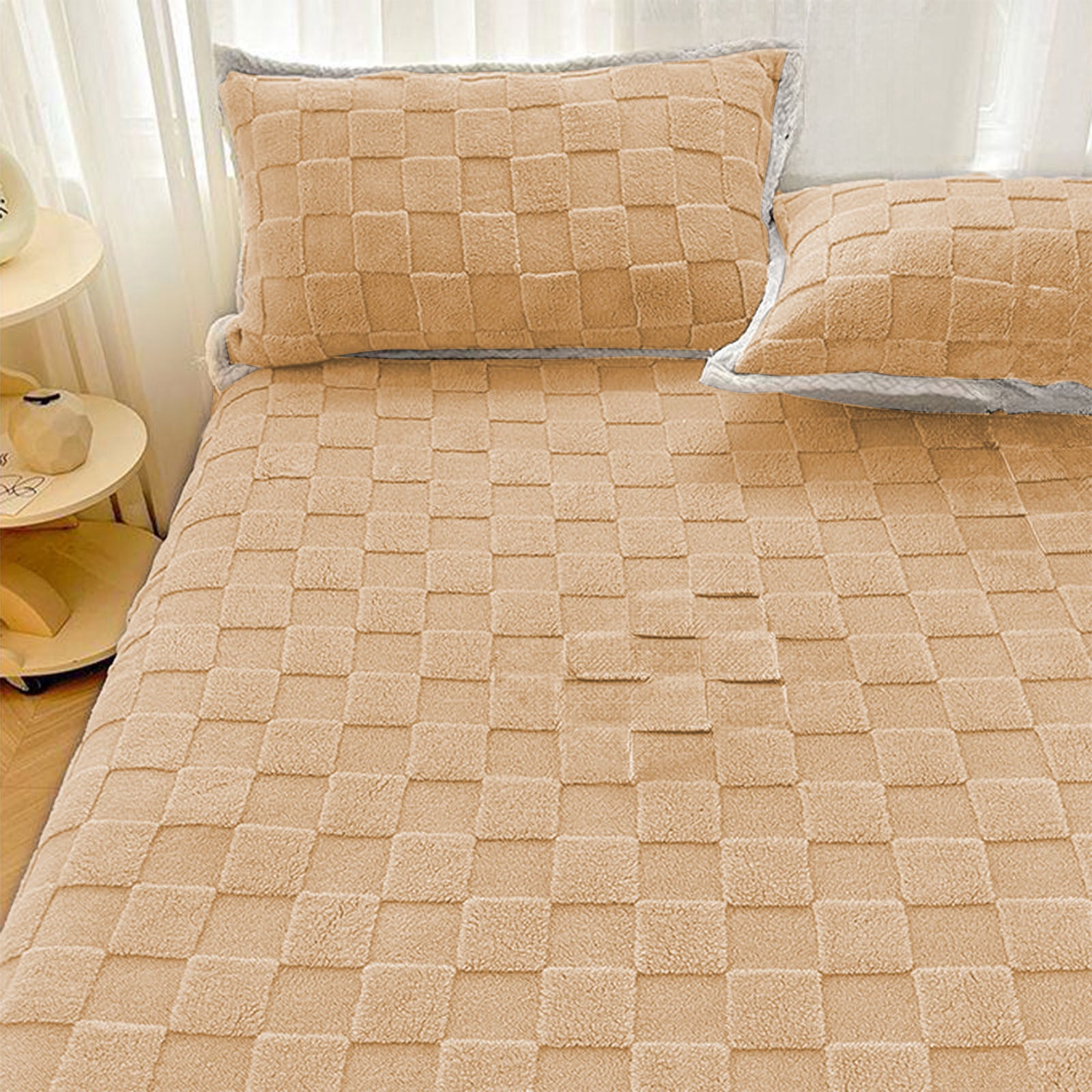 Xecvkr Coral Velvet Mattress Cover Winter Warm Fitted Sheet Checkerboard Slip Resistant Bed Skirt Protector Home Bedroom Cozy Bedding Khaki