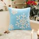 thumbnail image 1 of Yyuenw - Funda de cojín decorativa de algodón con diseño de copos de nieve navideños, cuadrada y suave, de 18 x 18 cm, para sofá, cama y silla., 1 of 5