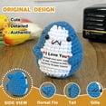 thumbnail image 2 of Animales de ganchillo positivos con forma de tiburón Krinisou de peluche «Te quiero», 2 of 7
