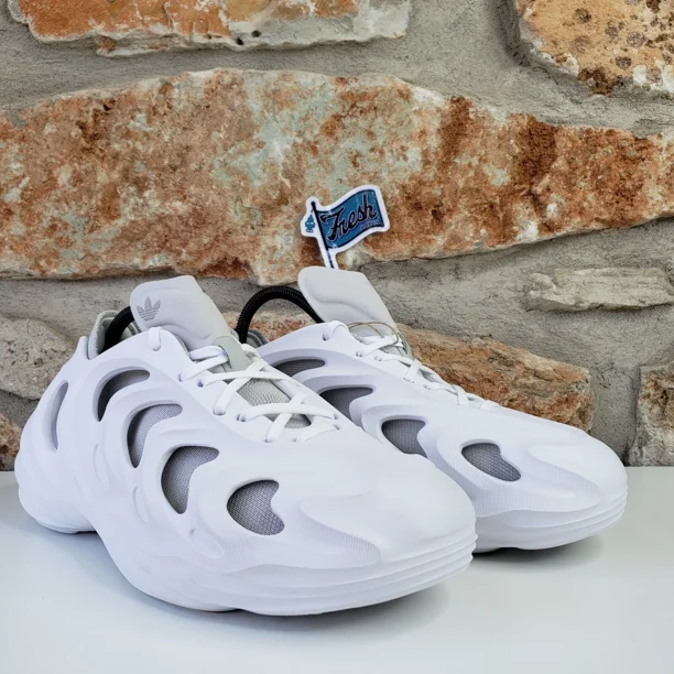 Ad-id-as Adifom Q Athletic Casual Comfort Sneakers Men's Sz 8.5 White Gray HP6584