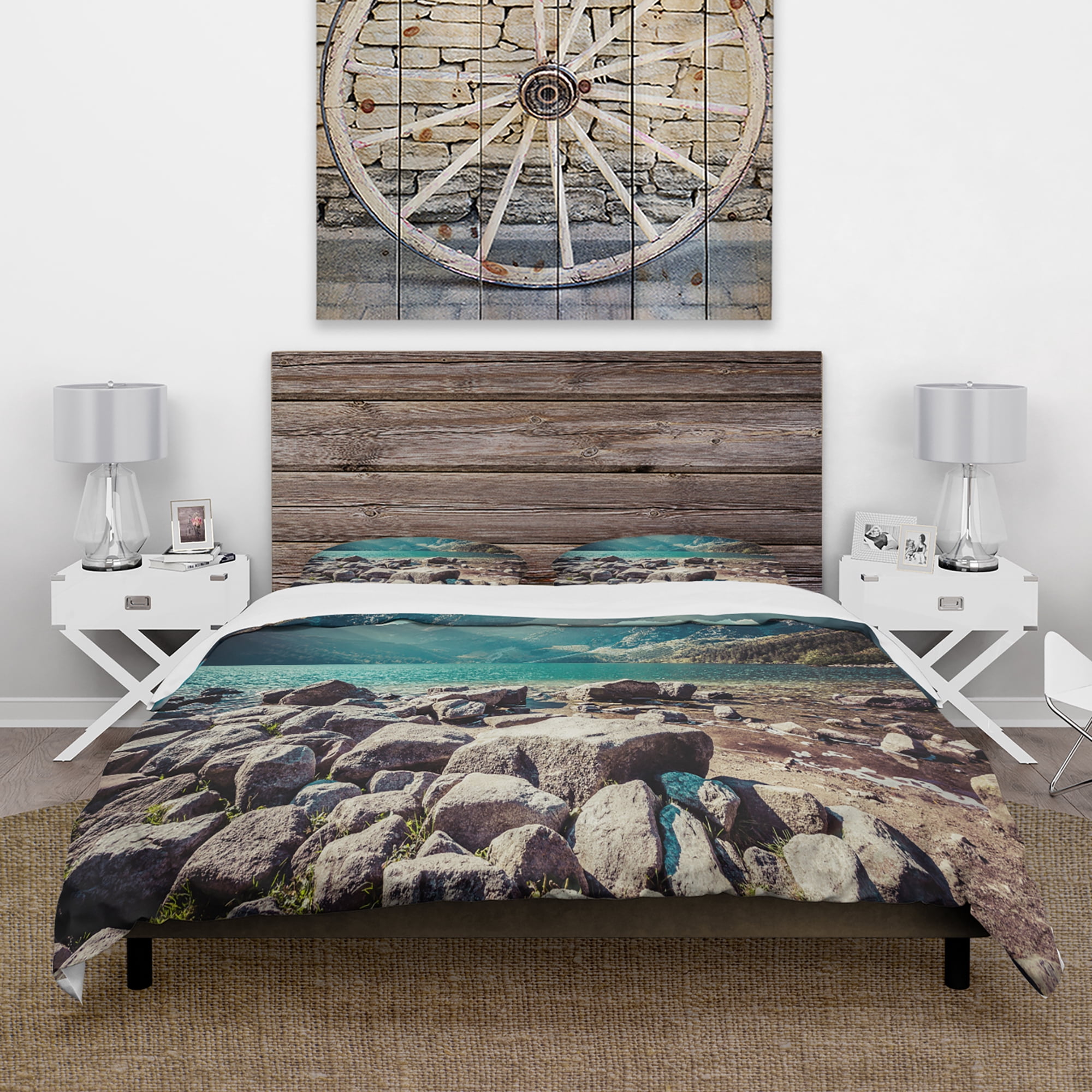 Designart 'Tatra Mountains Green water mountain lake' Landscapes Duvet Cover Set