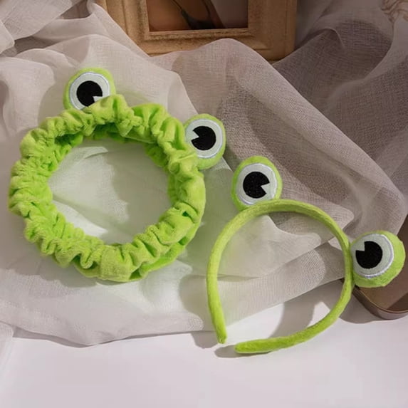 mdesiwst Women Headband Soft Coral Velvet Headband with Anti-Slip Teeth Cartoon Frog Design Elastic Hair Hoop Hair Fixing Hair Accessory