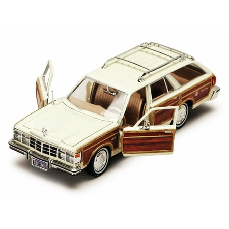 1979 Chrysler LeBaron Town & Country Wagon, Brown And Cream 2-Tone - Motormax Premium American 73331 - 1/24 Scale Diecast Model