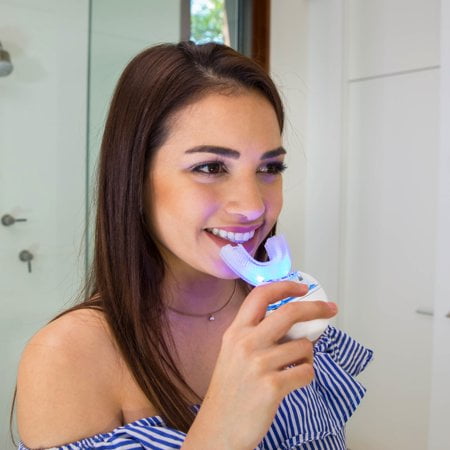 hands free whitening toothbrush
