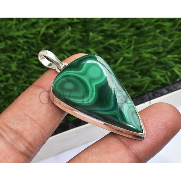 MALACHITE GEMSTONE 925 STERLING SILVER PENDANT