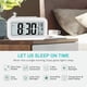 thumbnail image 5 of Reloj despertador portátil con control de luz y calendario que funciona con pilas para mesita de noche para todos (MIENTRAS), 5 of 5