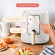 thumbnail image 3 of Hermoso glaseado blanco Air Fryer de 3 litros con tecnología TurboCrisp, 3 of 6