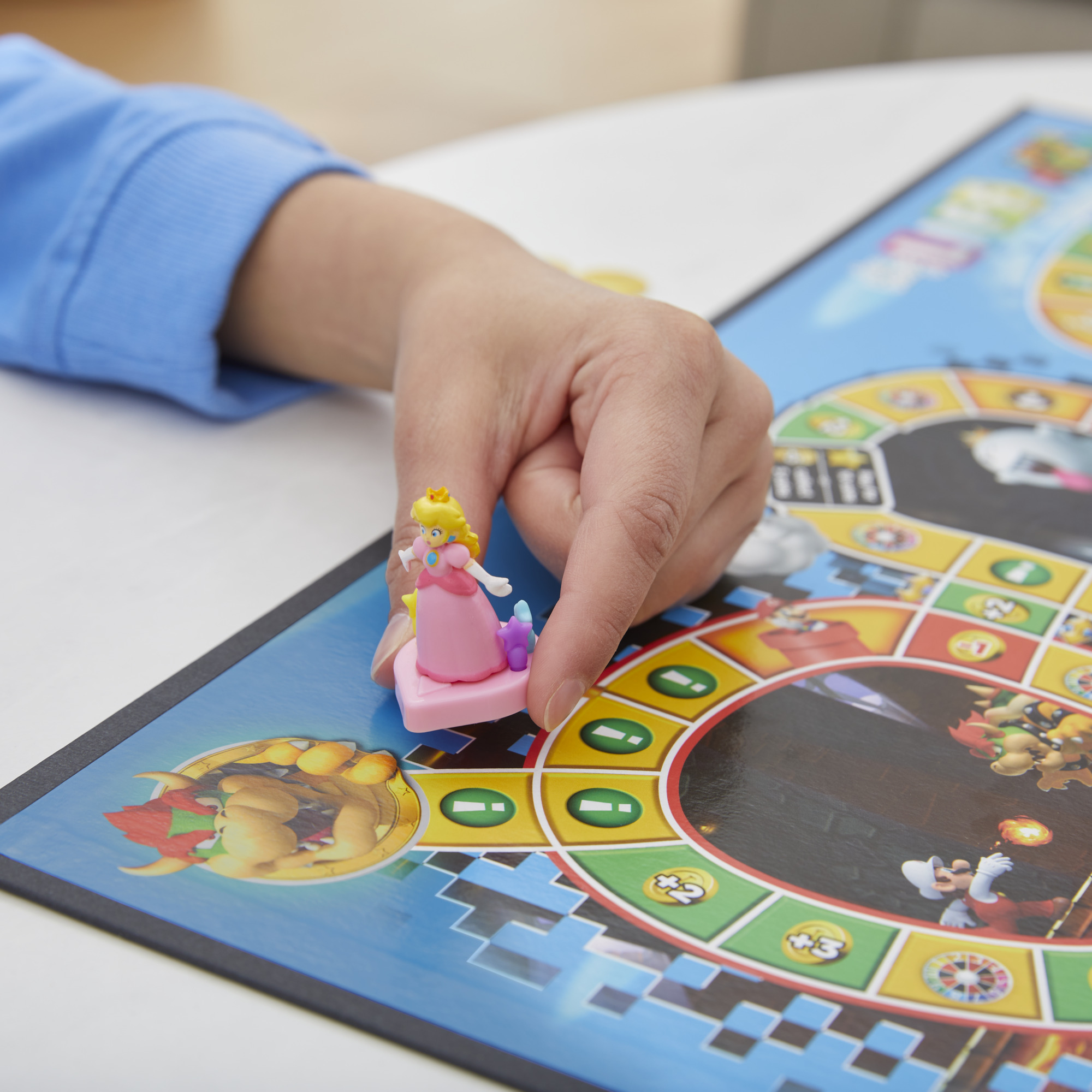 The Game of Life Super Mario Edition Board Game, Ages 8+ photo 5