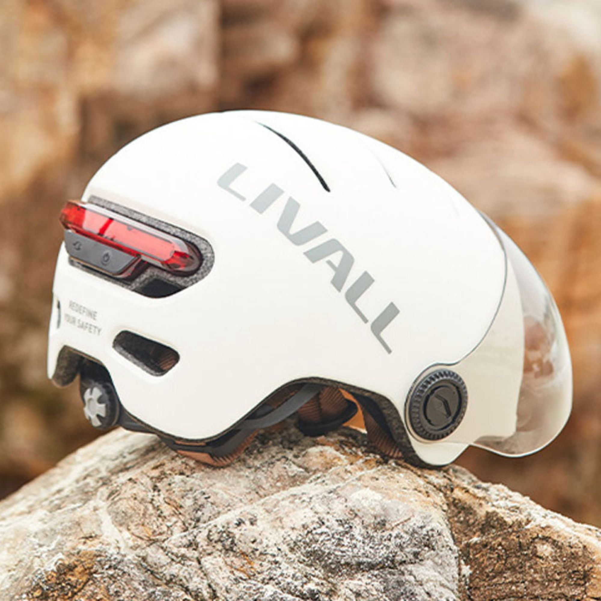 LIVALL L23 Cycling Smart Helmet with Removable Visor - Large (22.8- 24.4 in) - White