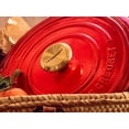 thumbnail image 4 of Knob Le Creuset Signature Gold para horno holandés redondo de 2 litros, 4 of 5