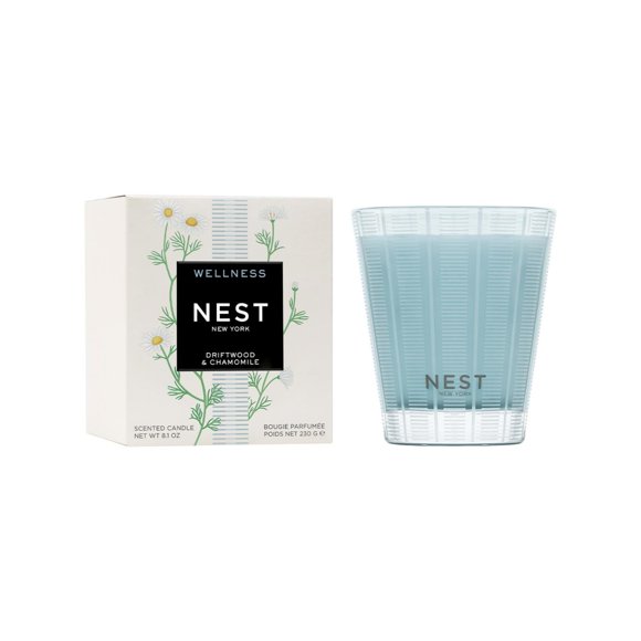 Candle NEST New York Driftwood y manzanilla, 240 ml, con 60 horas de combustión