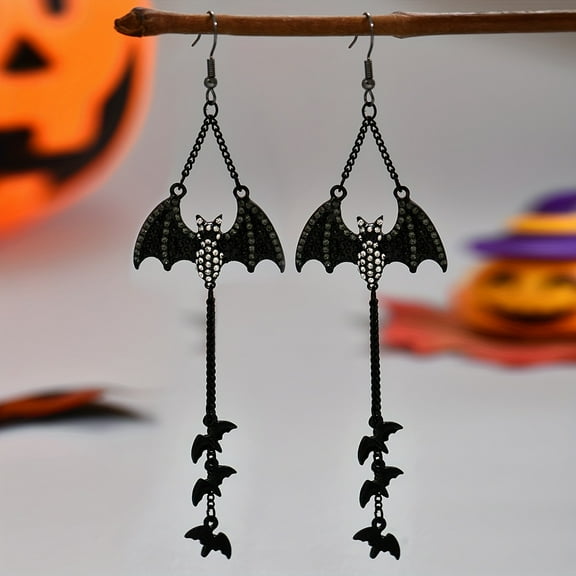 Top-kevin Gothic Dark Style 3D Bat with Small Bat Pendant Dangle Earrings, Mysterious Luxury Inlaid Black and White Rhinestone Wings Bat Flower Holder with Different Length Tassels and Fine Chain