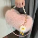 thumbnail image 5 of Bolso de mujer portátil con cadena de perlas de imitación de felpa de nueva tendencia de otoño e invierno, bolso de mensajero de hombro de moda y para viajeros, 5 of 5