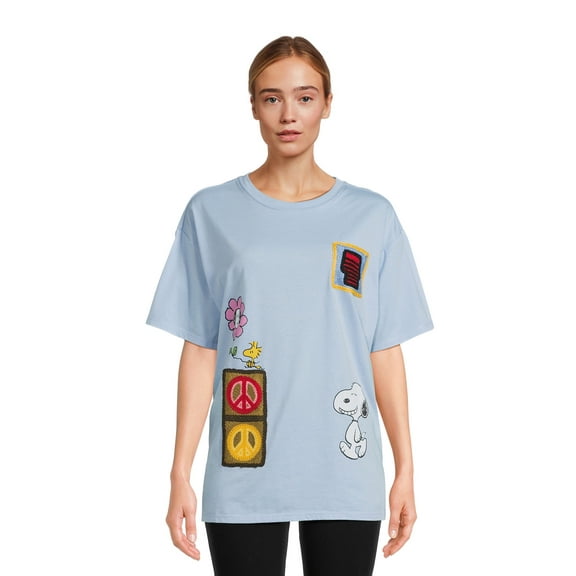 Peanuts Juniors' Oversized Graphic Tee with Crochet Patch, Sizes XS-3XL