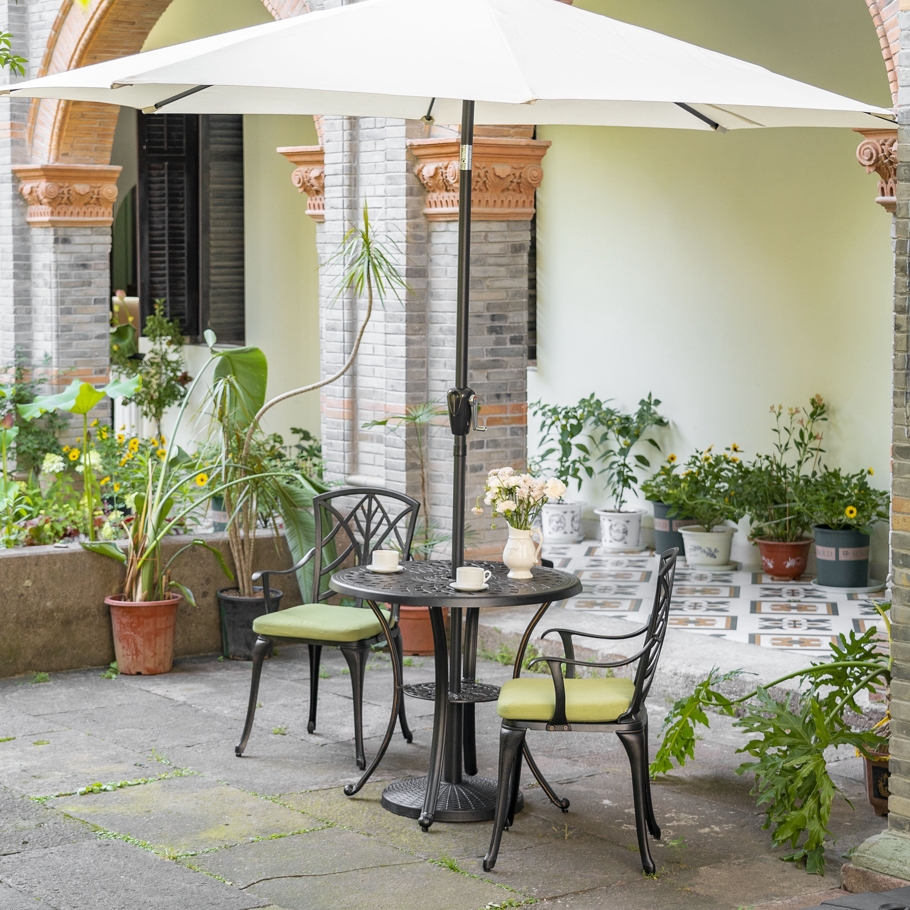 Nuu Garden Outdoor 7.5' Round Patio Sunshade Umbrella with Base, Outdoor Vented Table Umbrella, with Easy-to-use Crank, Beige