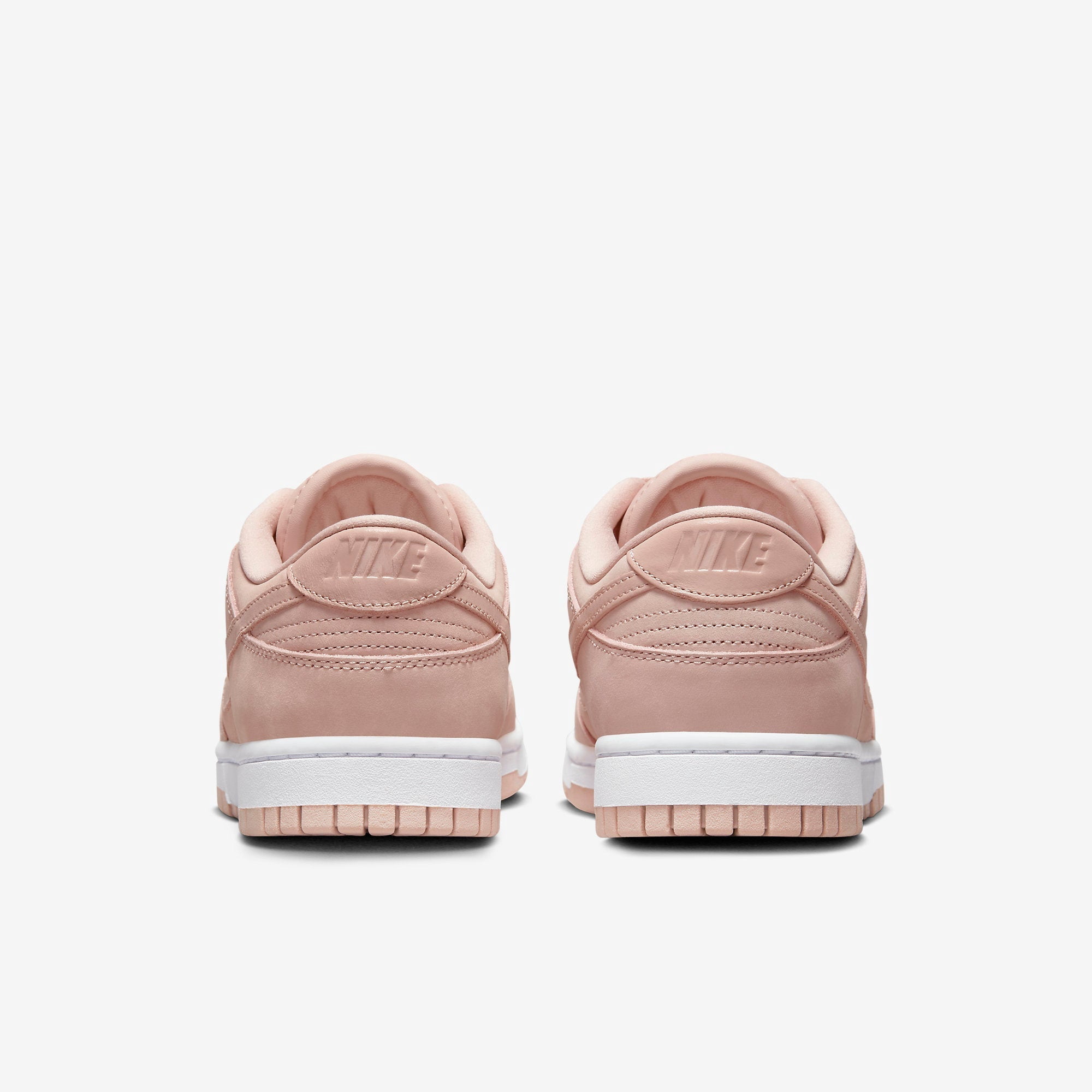 NIKE DUNK LOW WMNS PREMIUM  display picture 3