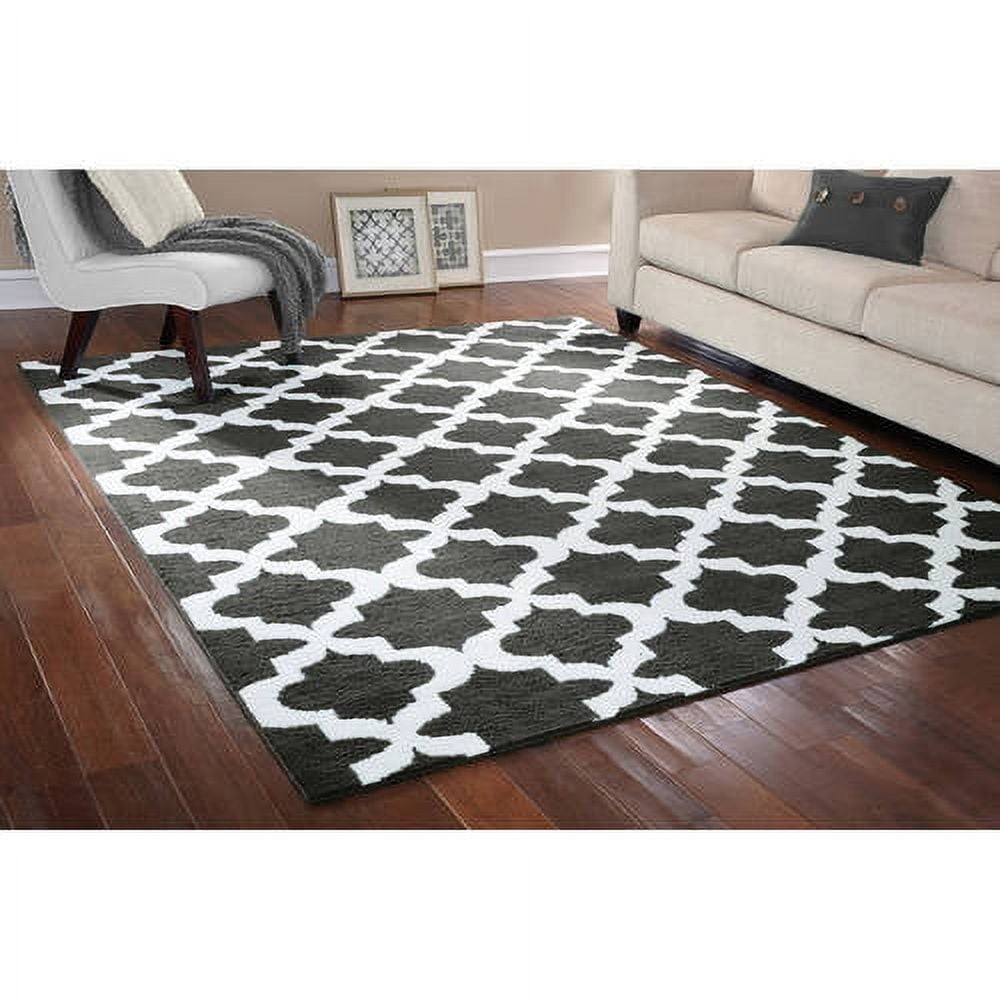 Mainstays Quatrefoil Cinder/White Indoor Area Rug, 45" x 66"