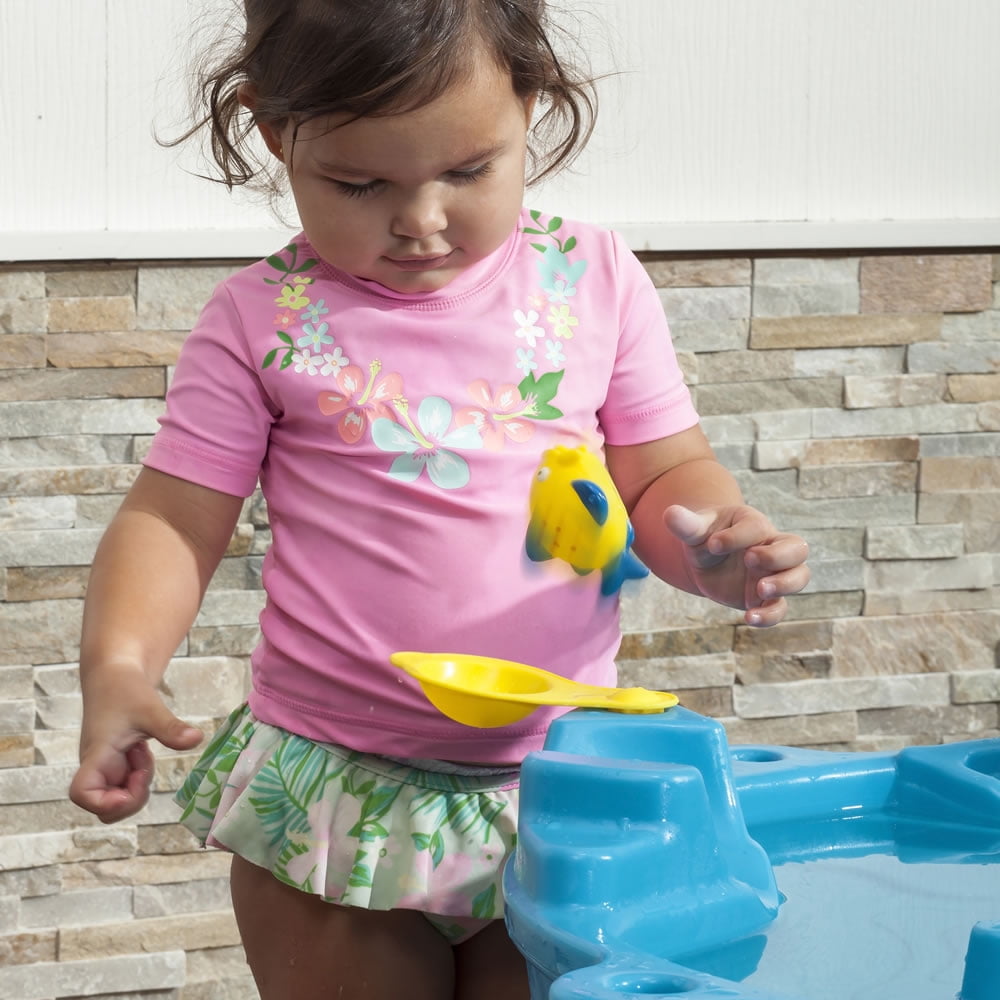 step2 spill & splash kids indoor and outdoor water toy play table set