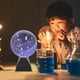 thumbnail image 2 of Globo de plasma táctil de 8 pulgadas, juguete novedoso para niños con luz azul., 2 of 7