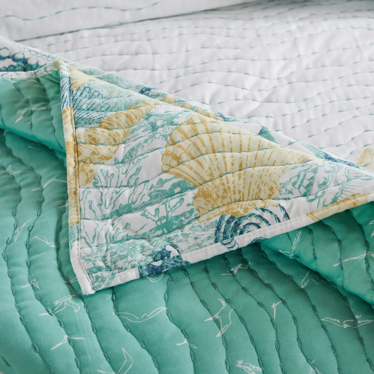 Triangle and Terra Cotta Oversized Bamboo Muslin Quilted Blanket -  Goosewaddle®