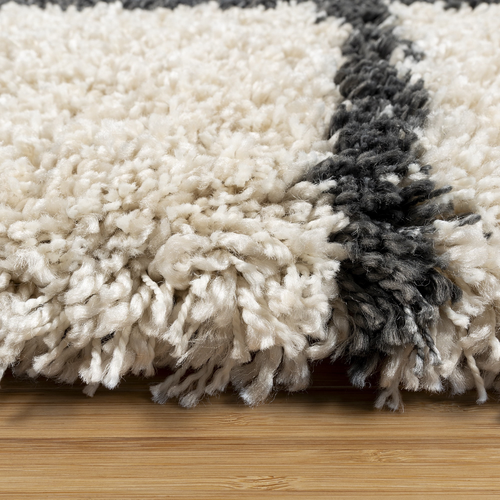 Gertmenian Ultimate Shag Malia Shag Abstract Ivory Indoor Area Rug, 6x9