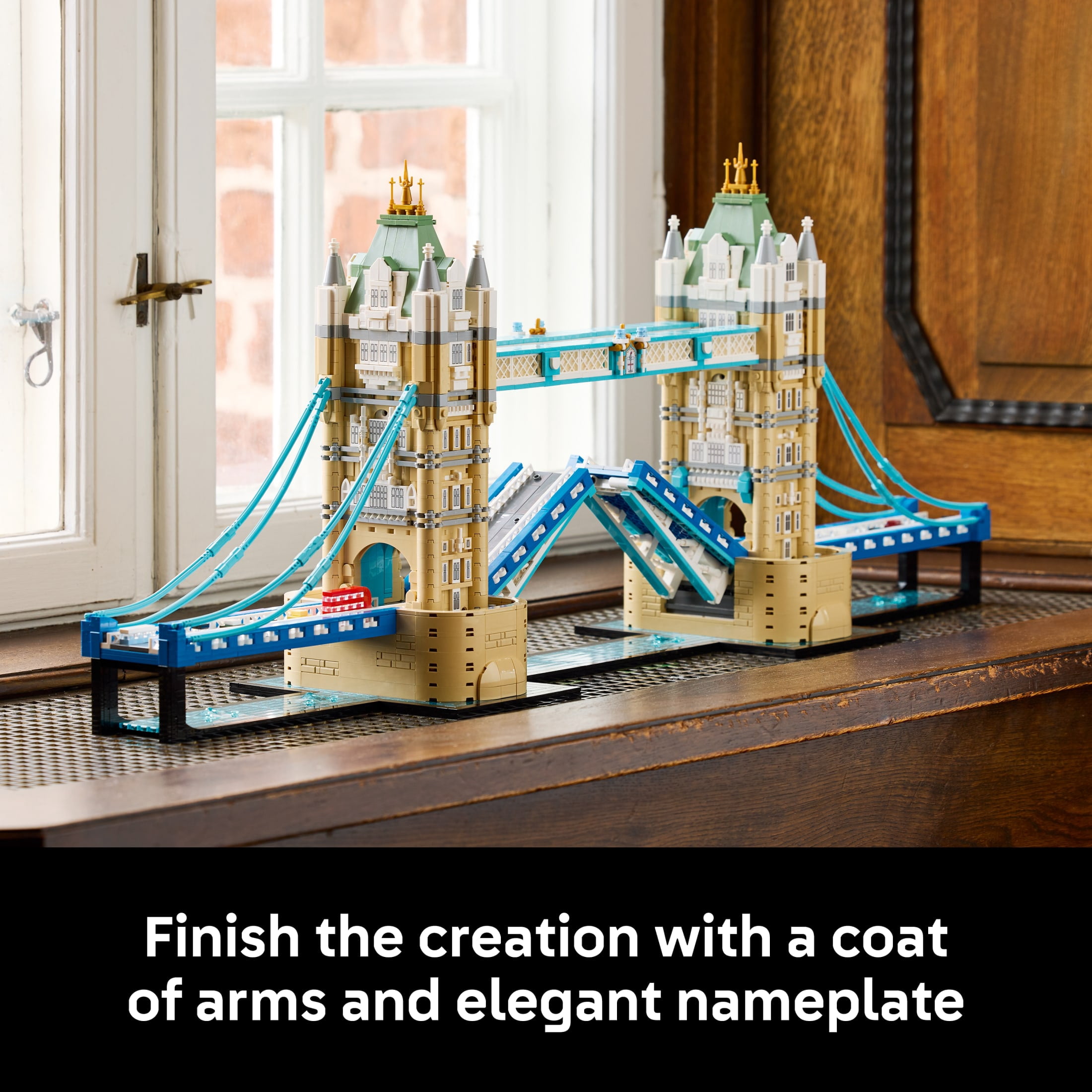 LEGO Architecture Tower Bridge - Building Set for Adults, Ages 18+ - Model London Landmark - Home, Bookshelf or Bedroom Decor - Gift for Birthdays - 21067