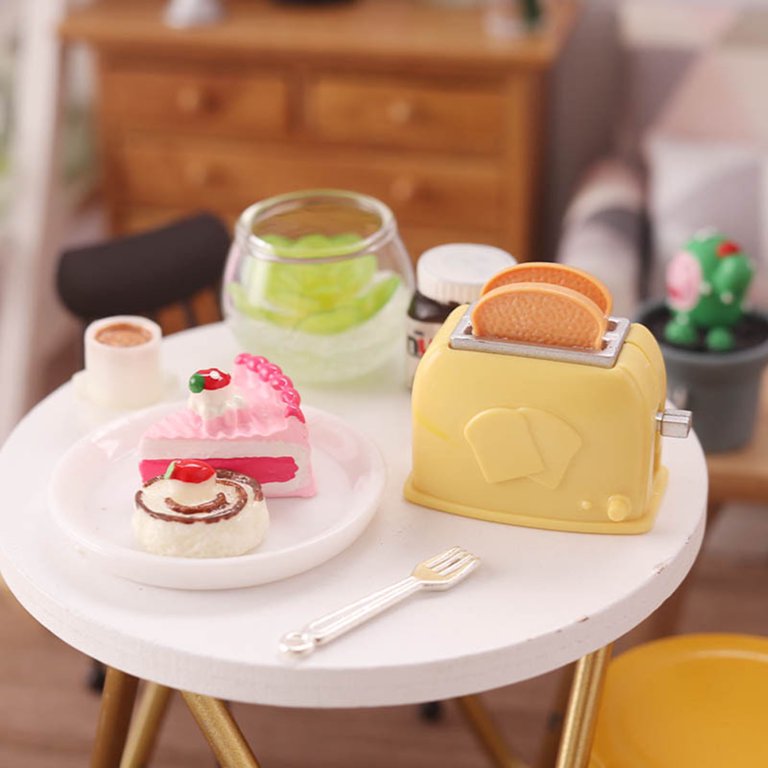 Cute Simulation Miniature Toaster Toast Machine With 2 Pcs Bread Dollhouse  Decorations Mini Kitchen Toy Doll House Accessories