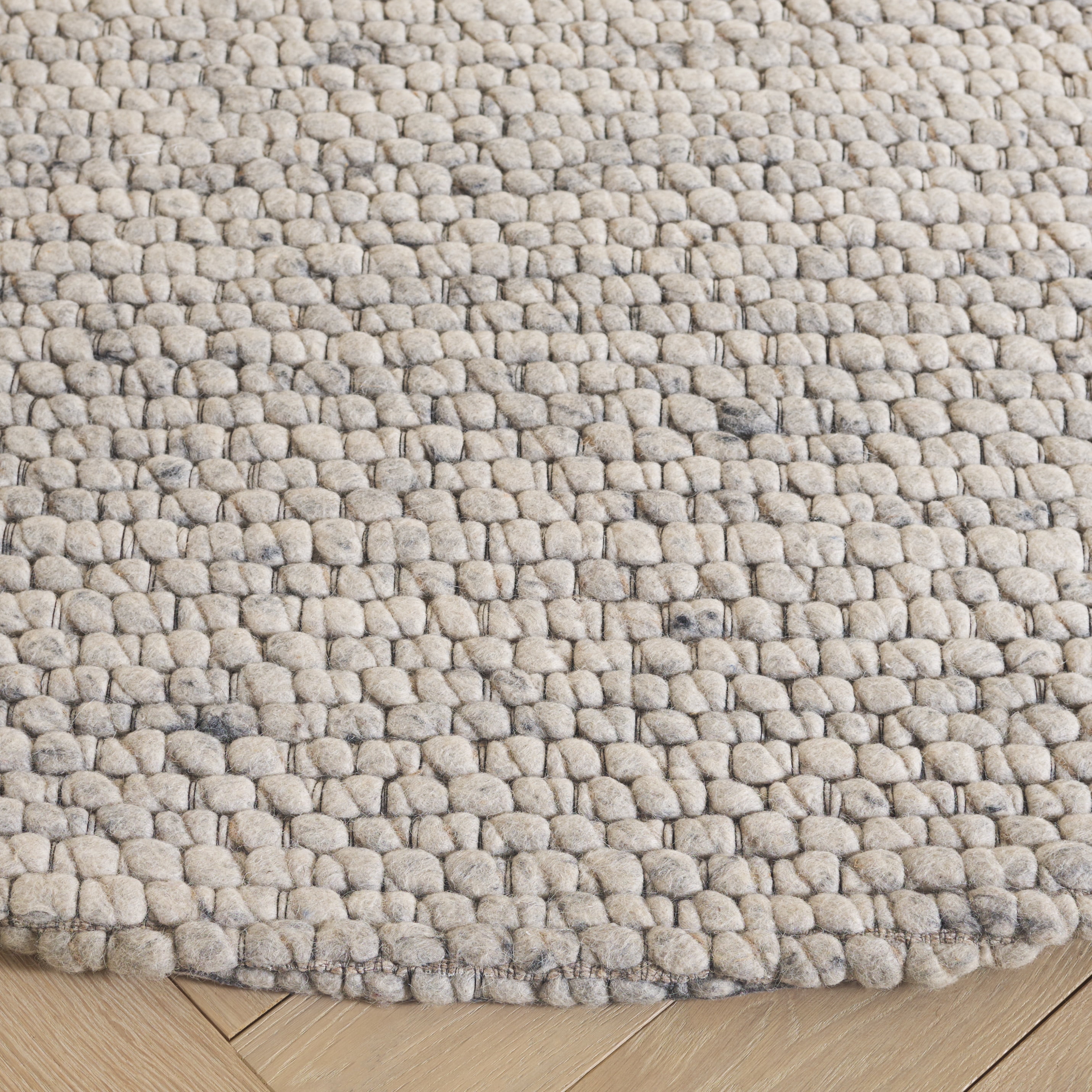 SAFAVIEH Marbella Tom Distressed Area Rug, Gray, 6' x 6' Round