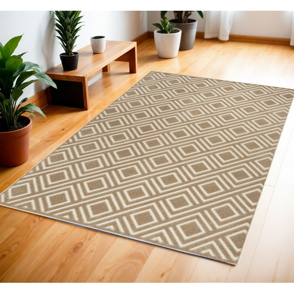 4' X 6' Brown Geometric Area Rug
