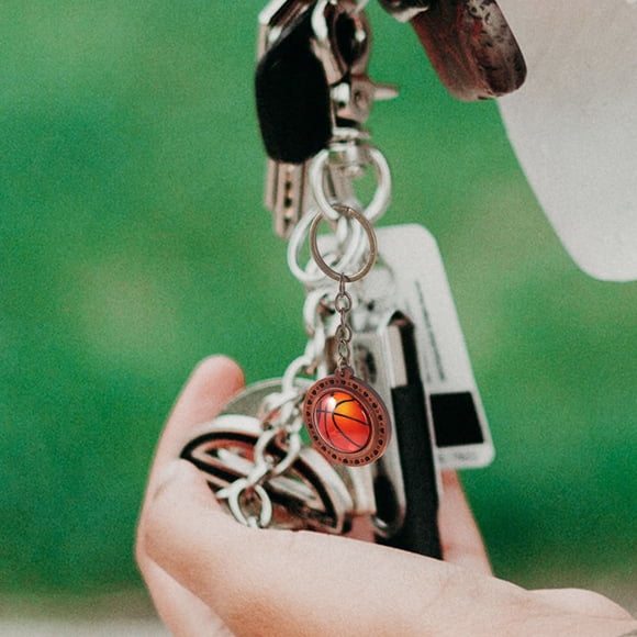 USHOBE 2Pcs Keyring Chain Sports Keyring Basketball Key Chain Metal Night Glow Daily Use for Sports for Fan Gear