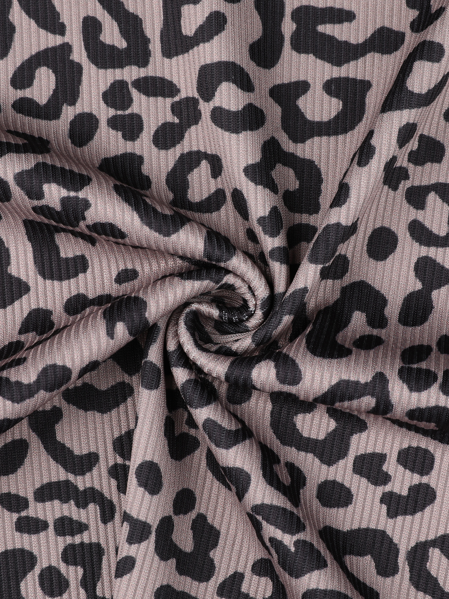 DARING DIVA Women's Ribbed Knit Pajamas Soft Stretchy O-Neck Short Sleeve Tops XL Leopard