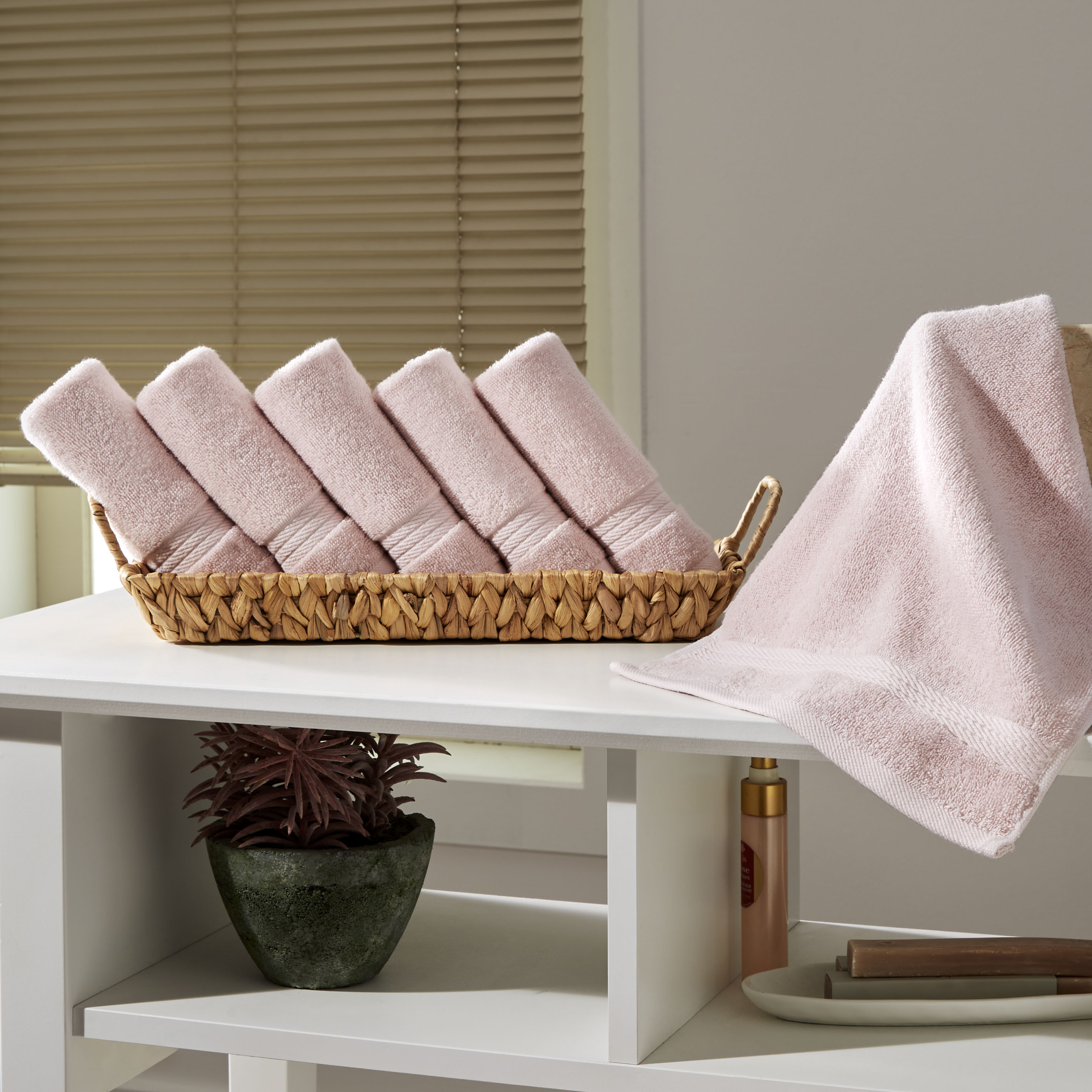 Ozdilek 6-Piece Washcloth Set 13x13 Bath Towels 100% Turkish Cotton, 600 GSM, Soft, Gentle on Sensitive Skin, Multi-Purpose Use, Washable, Reusable, Ideal for Baby Care & Spa 6 Towels  (Mauve Pink)