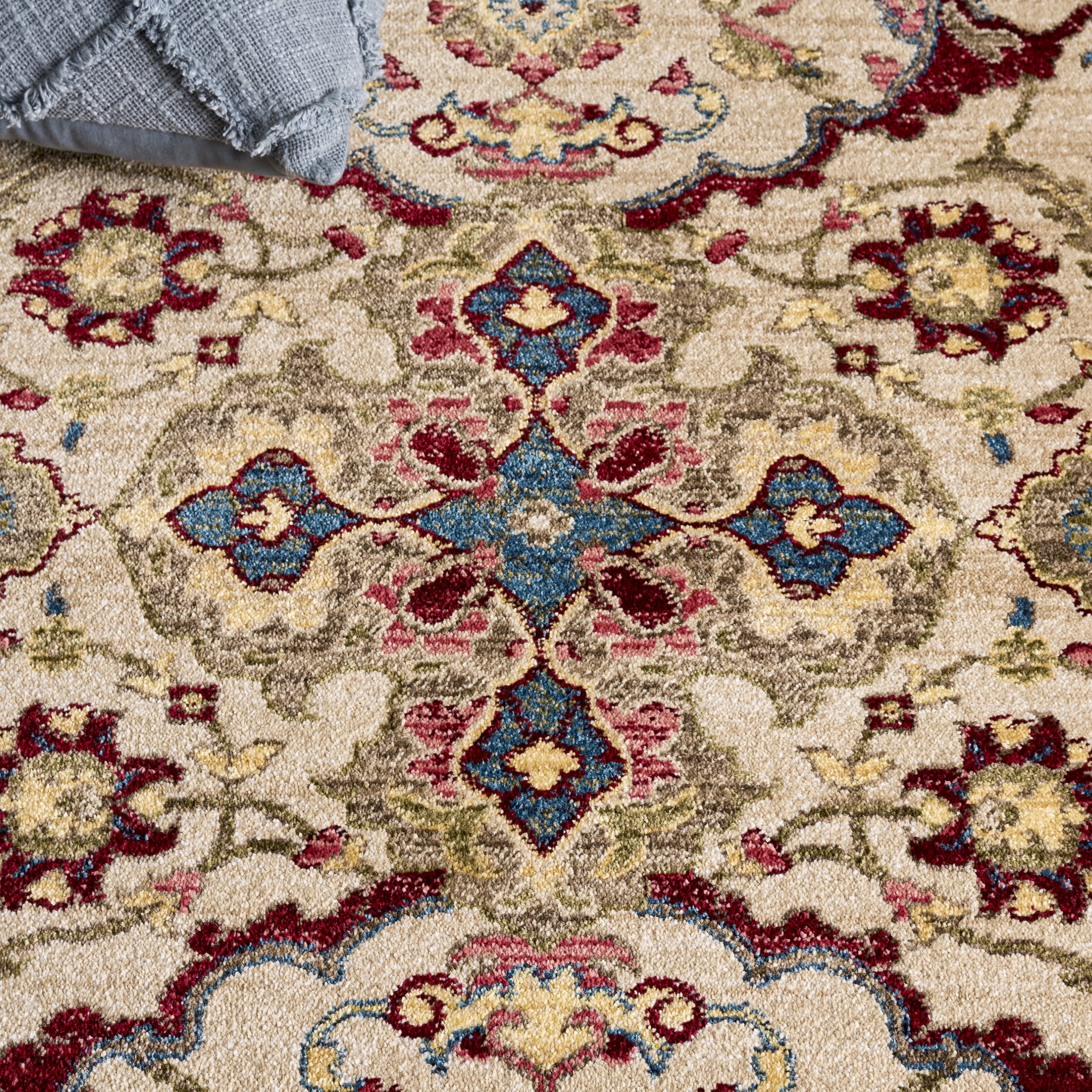 Safavieh Kashan Vincent Oriental Runner Rug, Ivory/Taupe, 2'6" x 18'