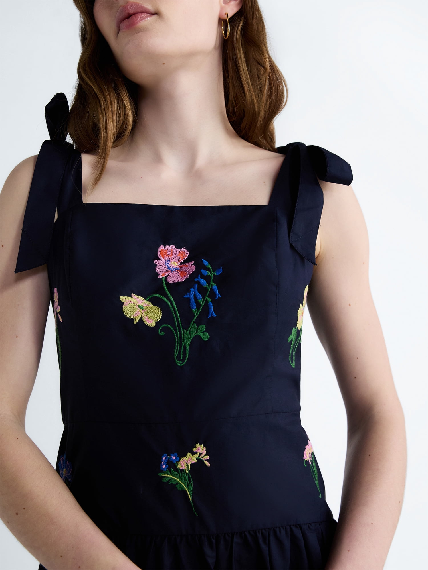 Free Assembly Women's and Women's Plus Embroidered Cotton Sleeveless Maxi Dress, Sizes XS-4X