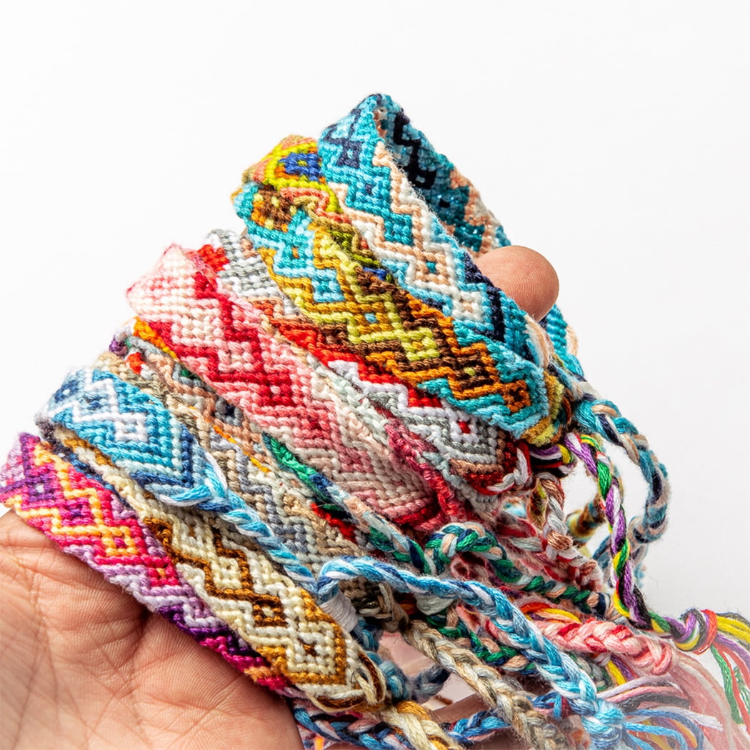How to Make Bracelets with Yarn | Braided Friendship Bracelets | Braided  friendship bracelets, Yarn bracelets, Yarn friendship bracelets