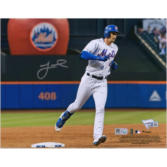 Jeff McNeil New York Mets Autographed 8" x 10" Apple Photograph - Fanatics Authentic Certified
