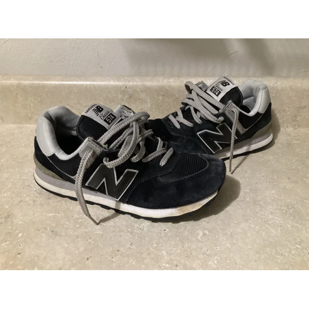 New Balance 574 Shoes Men’s 8.5 Black Gray Running Sneakers Classic