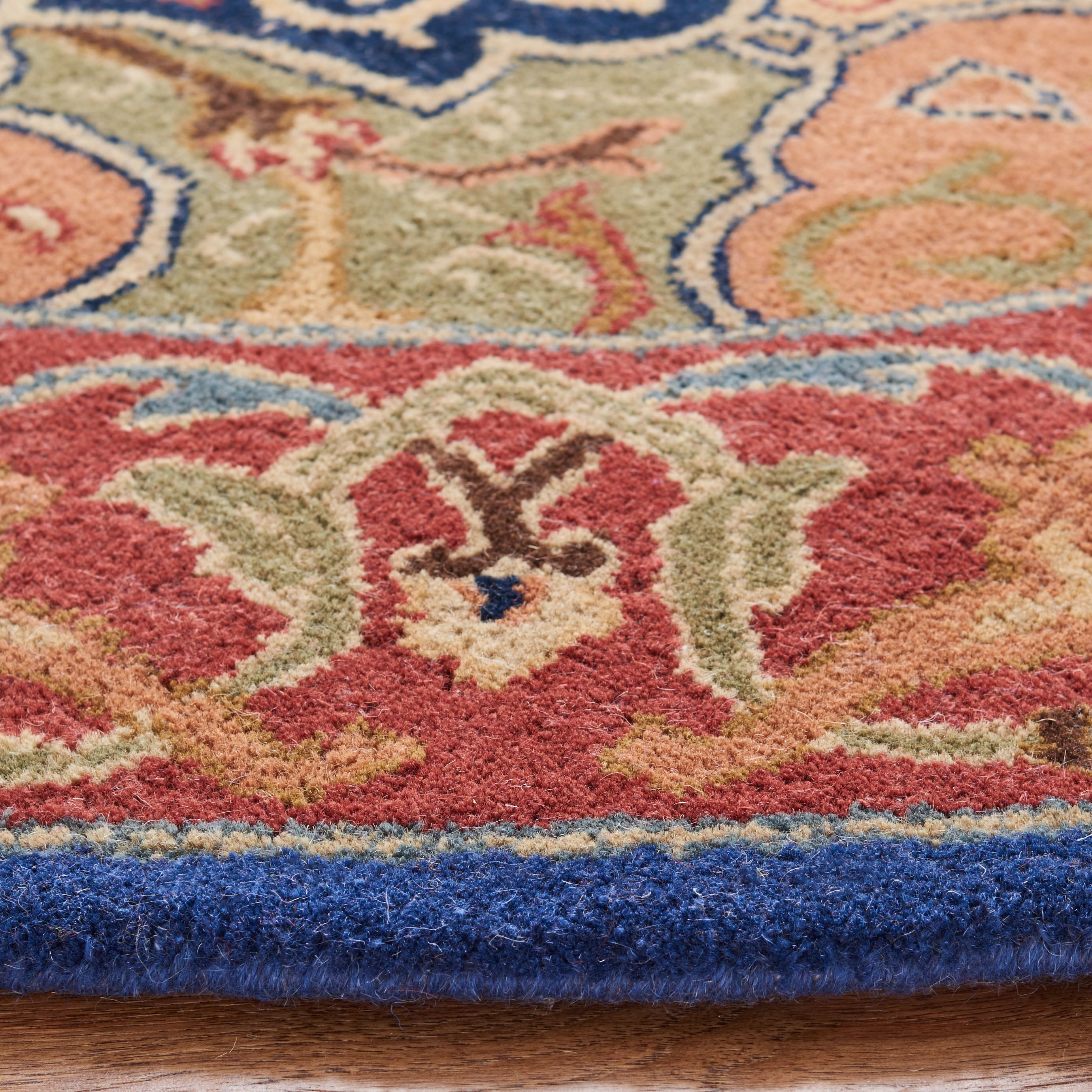 SAFAVIEH Heritage Tamaya Floral Area Rug, Blue/Red, 6' x 6' Round
