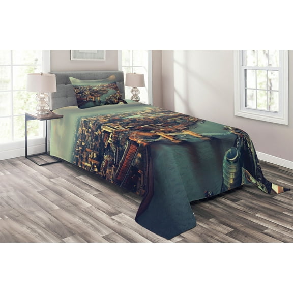 Ambesonne London Quilted Coverlet 2 Pcs, Thames River and Bridge, Twin Size, Almond Green Orange