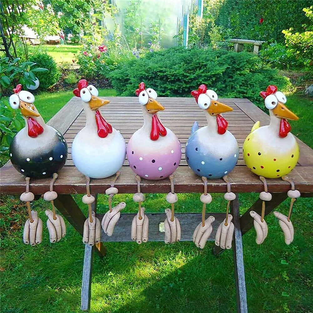 kip gekke kunststof poule chickens eyecatcher keramische figurines ceramic hens décoration drôle huhn deko vrolijke fée résine poulet resine vache