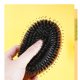 thumbnail image 3 of Cepillo para el cabello con cojín de aire y masajeador de cuero cabelludo con peine de paleta, cepillo antiestático, 3 of 8